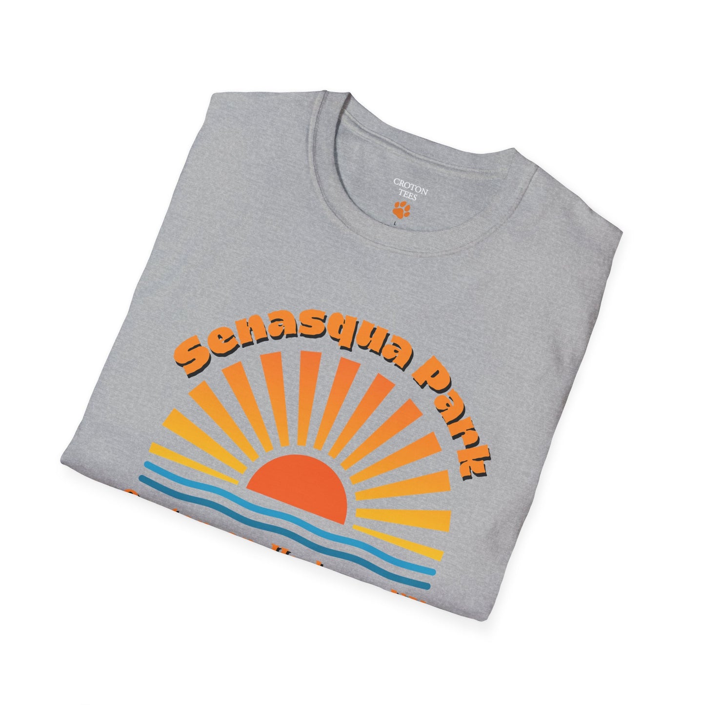 Senasqua Park sunset unisex tee