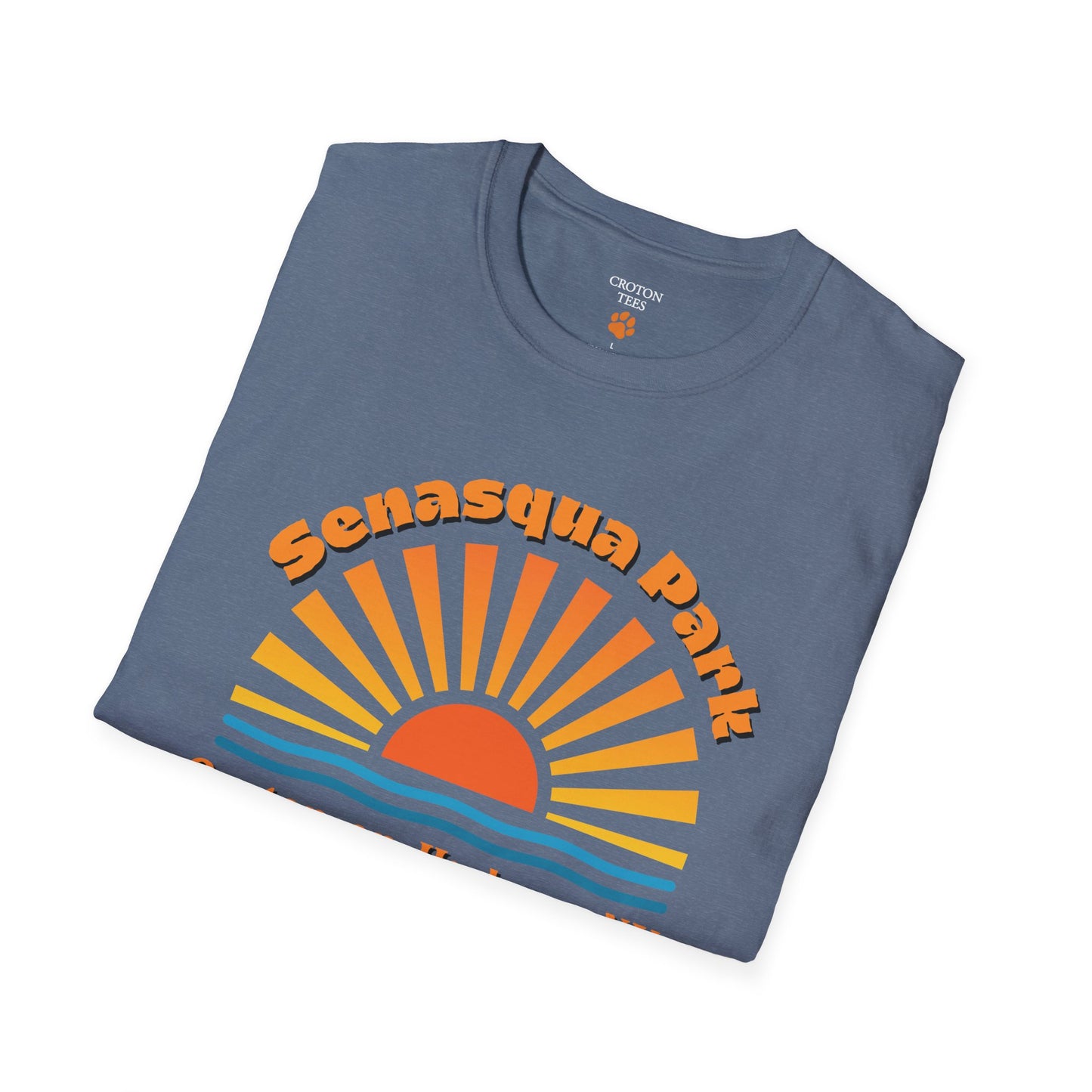 Senasqua Park sunset unisex tee