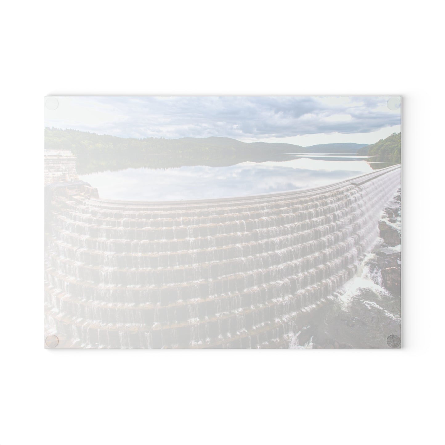 Top of CROTON DAM Glass Cutting Board